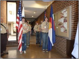 The boys and adults then enjoyed a fantastic buffet lunch provided by the cafeteria and paid for by the ALPA UAL-MEC. They also visited the 